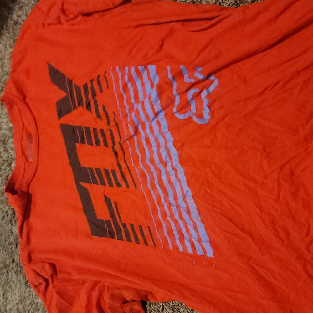 Red fox shirt